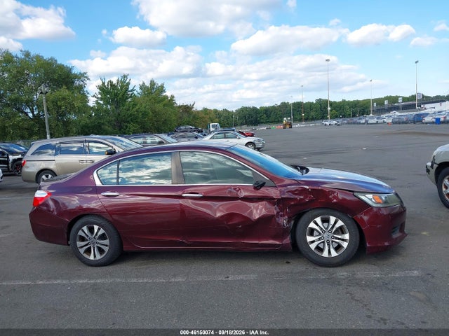 46150074 :رقم المزاد ، 1HGCR2F31FA052354 vin ، 2015 Honda Accord Lx مزاد بيع