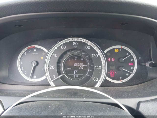 46150074 :رقم المزاد ، 1HGCR2F31FA052354 vin ، 2015 Honda Accord Lx مزاد بيع