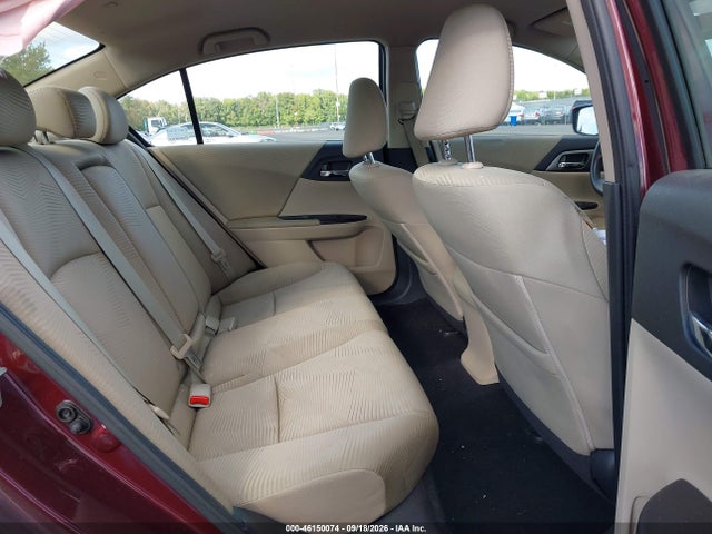 46150074 :رقم المزاد ، 1HGCR2F31FA052354 vin ، 2015 Honda Accord Lx مزاد بيع