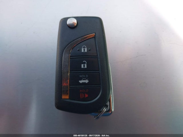 46150125 :رقم المزاد ، 5YFS4MCE4NP105763 vin ، 2022 Toyota Corolla Se مزاد بيع