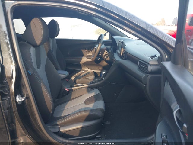 Продажа на аукционе авто 2019 Hyundai Veloster 2.0, vin: KMHTG6AF7KU015410, номер лота: 46150130