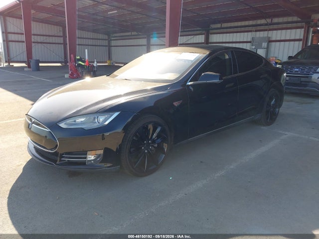 2013 Tesla Model S მანქანა იყიდება აუქციონზე, vin: 5YJSA1CN5DFP06083, აუქციონის ნომერი: 46150192