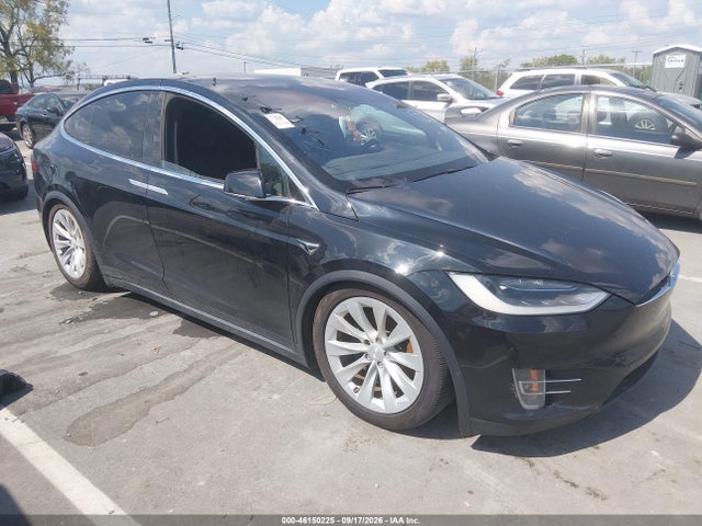 46150225 :رقم المزاد ، 5YJXCDE29HF053803 vin ، 2017 Tesla Model X 100d/75d/90d مزاد بيع