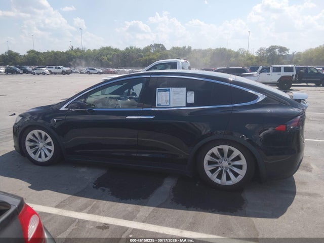46150225 :رقم المزاد ، 5YJXCDE29HF053803 vin ، 2017 Tesla Model X 100d/75d/90d مزاد بيع