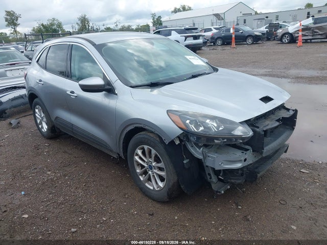 Продажа на аукционе авто 2021 Ford Escape Se, vin: 1FMCU0G62MUB14605, номер лота: 46150228