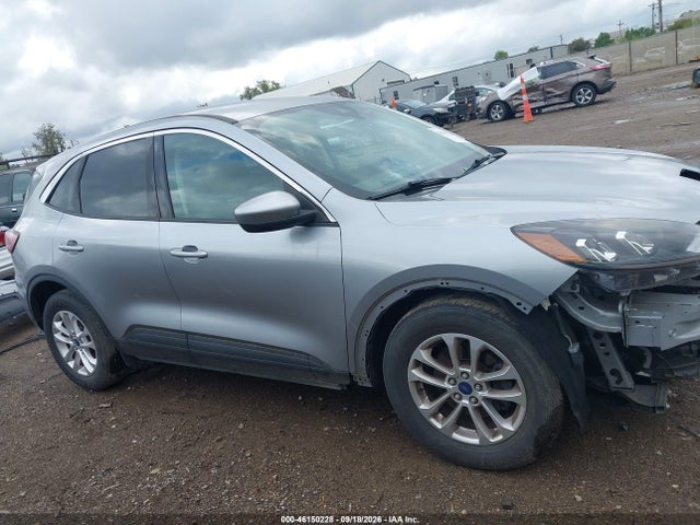 Продажа на аукционе авто 2021 Ford Escape Se, vin: 1FMCU0G62MUB14605, номер лота: 46150228