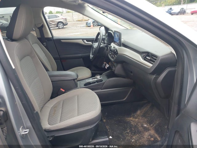 Продажа на аукционе авто 2021 Ford Escape Se, vin: 1FMCU0G62MUB14605, номер лота: 46150228