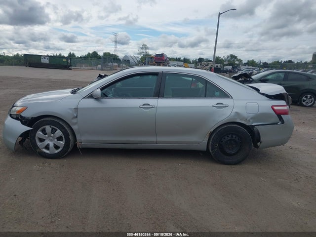 46150264 :رقم المزاد ، 4T1BE46K77U070233 vin ، 2007 Toyota Camry Le مزاد بيع