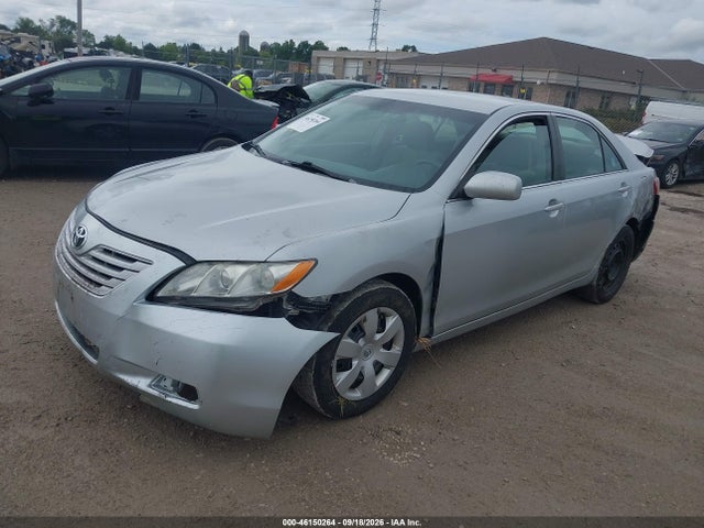 46150264 :رقم المزاد ، 4T1BE46K77U070233 vin ، 2007 Toyota Camry Le مزاد بيع