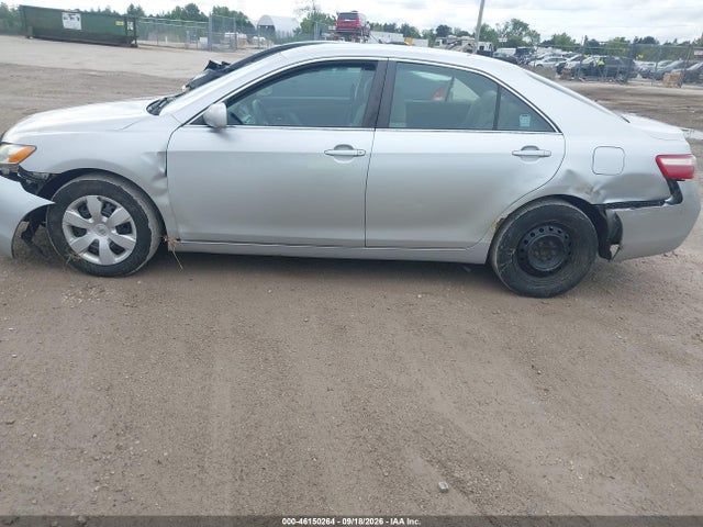 46150264 :رقم المزاد ، 4T1BE46K77U070233 vin ، 2007 Toyota Camry Le مزاد بيع