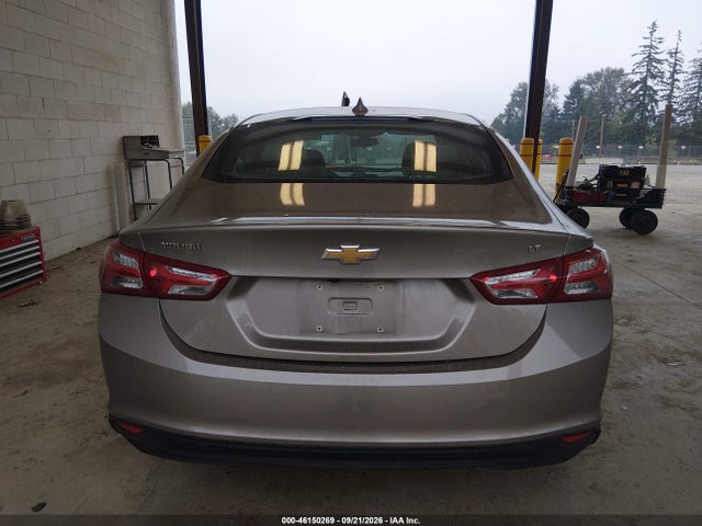 1G1ZD5ST3NF194360 Chevrolet Malibu Fwd Lt