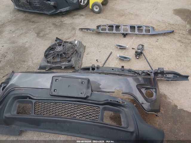 46150289 :رقم المزاد ، 1C4RJFAG5FC602225 vin ، 2015 Jeep Grand Cherokee Laredo مزاد بيع