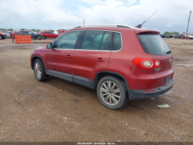 2011 Volkswagen Tiguan Sel მანქანა იყიდება აუქციონზე, vin: WVGAV7AX1BW001230, აუქციონის ნომერი: 46150360
