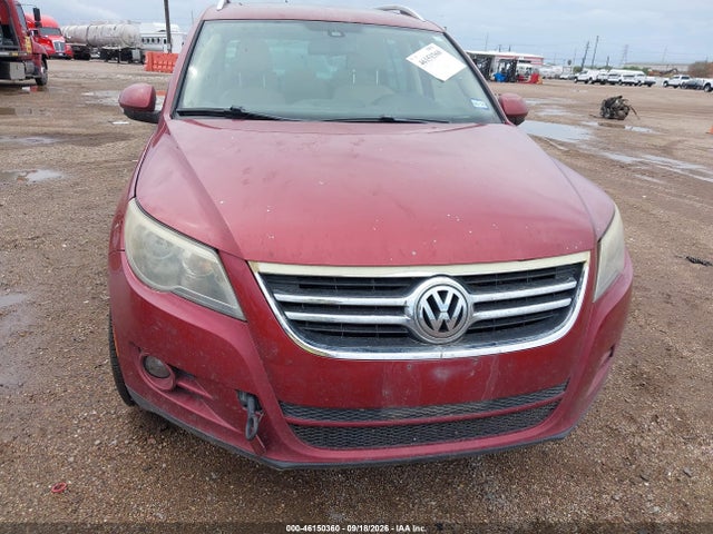 2011 Volkswagen Tiguan Sel მანქანა იყიდება აუქციონზე, vin: WVGAV7AX1BW001230, აუქციონის ნომერი: 46150360