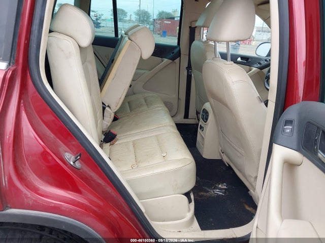 2011 Volkswagen Tiguan Sel მანქანა იყიდება აუქციონზე, vin: WVGAV7AX1BW001230, აუქციონის ნომერი: 46150360