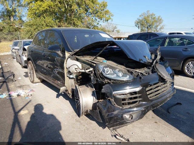 46150455 :رقم المزاد ، WP1AA2A25HKA80407 vin ، 2017 Porsche Cayenne مزاد بيع