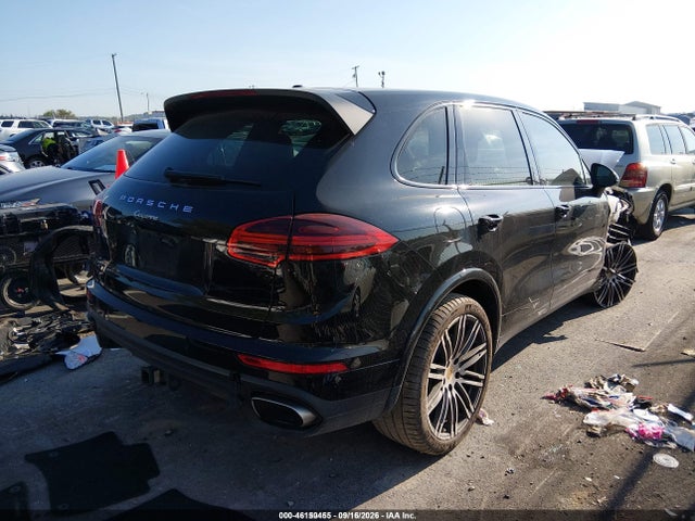 46150455 :رقم المزاد ، WP1AA2A25HKA80407 vin ، 2017 Porsche Cayenne مزاد بيع