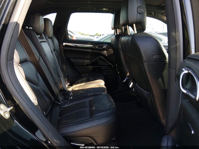 46150455 :رقم المزاد ، WP1AA2A25HKA80407 vin ، 2017 Porsche Cayenne مزاد بيع