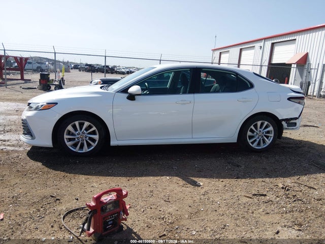 Продажа на аукционе авто 2021 Toyota Camry Le, vin: 4T1C11AK1MU431747, номер лота: 46150500
