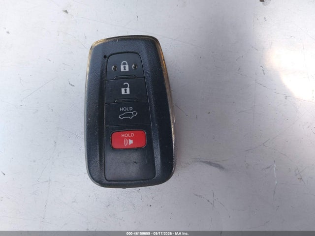 2021 Toyota Rav4 Xle Premium მანქანა იყიდება აუქციონზე, vin: 2T3C1RFV7MW148195, აუქციონის ნომერი: 46150659
