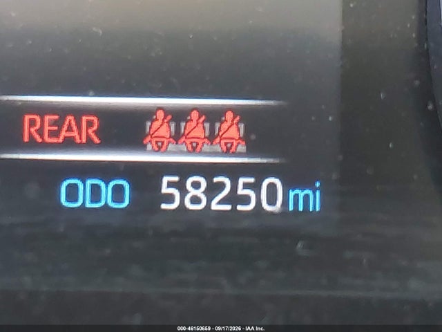 2021 Toyota Rav4 Xle Premium მანქანა იყიდება აუქციონზე, vin: 2T3C1RFV7MW148195, აუქციონის ნომერი: 46150659