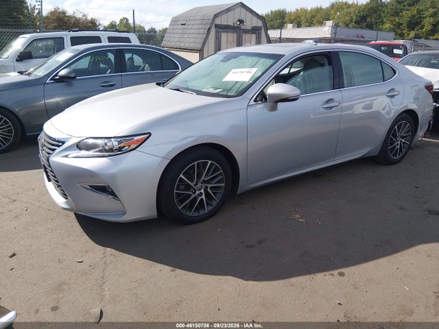 46150706 :رقم المزاد ، 58ABK1GG9HU049069 vin ، 2017 Lexus Es 350 مزاد بيع