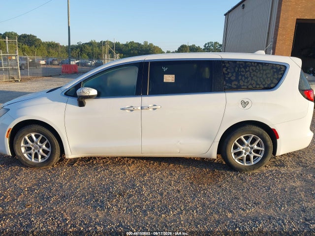 Продажа на аукционе авто 2017 Chrysler Pacifica Touring, vin: 2C4RC1DG3HR713181, номер лота: 46150883