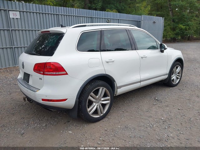 2014 Volkswagen Touareg 3.6l Executive მანქანა იყიდება აუქციონზე, vin: WVGEF9BP2ED010981, აუქციონის ნომერი: 46150924