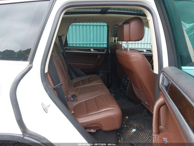 2014 Volkswagen Touareg 3.6l Executive მანქანა იყიდება აუქციონზე, vin: WVGEF9BP2ED010981, აუქციონის ნომერი: 46150924
