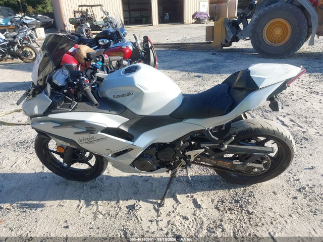 Kawasaki EX500 2025 ML5EXGG15SDA70515 Image 13