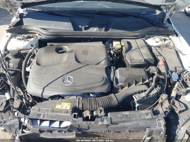 Mercedes-Benz GLA 250 2018 WDCTG4EB5JJ476597 Image 10