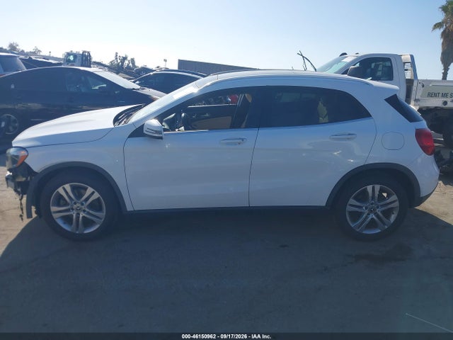 Mercedes-Benz GLA 250 2018 WDCTG4EB5JJ476597 Image 15