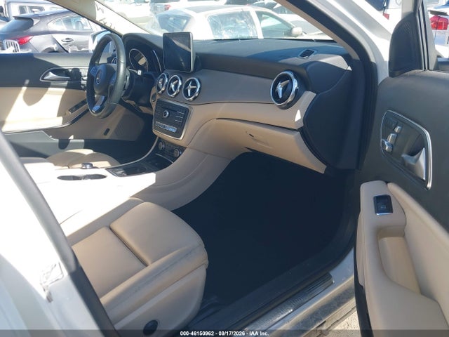 Mercedes-Benz GLA 250 2018 WDCTG4EB5JJ476597 Image 5
