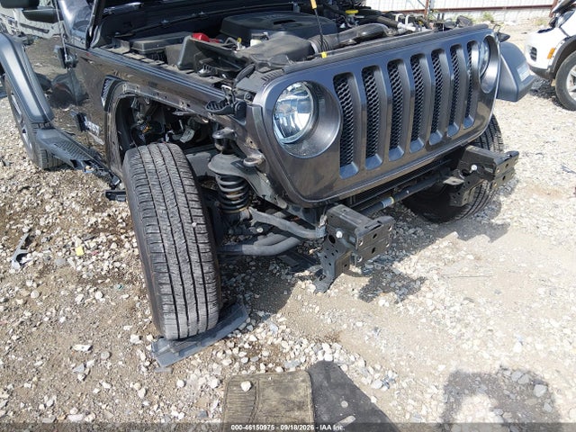 1C4GJXAN8JW198436 Jeep Wrangler Sport S 4x4