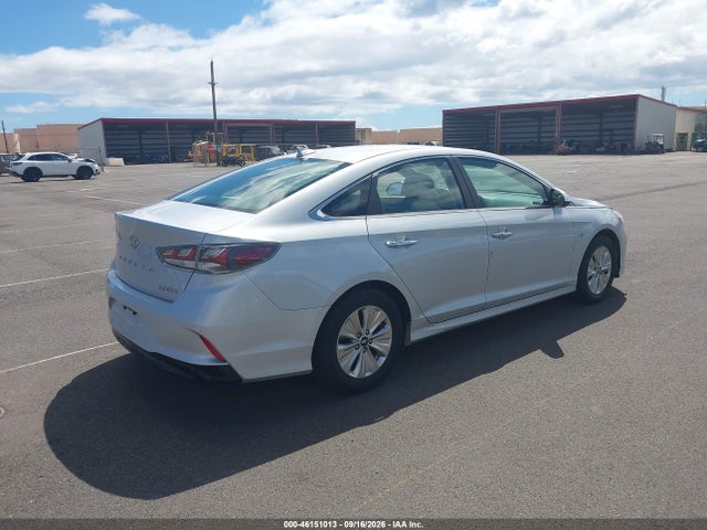 46151013 :رقم المزاد ، KMHE24L39JA083982 vin ، 2018 Hyundai Sonata Hybrid Se مزاد بيع