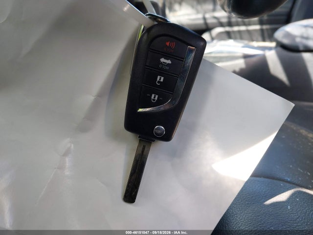 4T1B11HKXKU731768 Toyota CAMRY SE