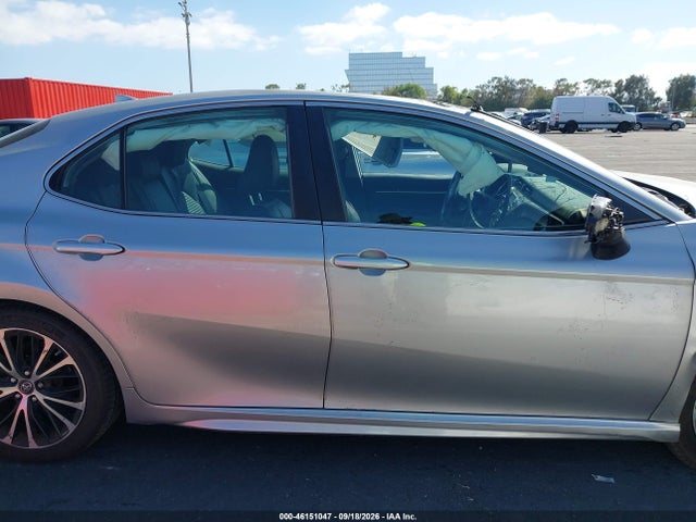 4T1B11HKXKU731768 Toyota CAMRY SE