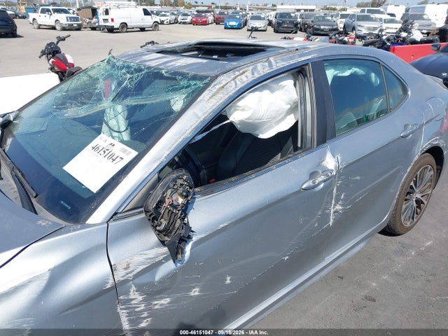 4T1B11HKXKU731768 Toyota CAMRY SE