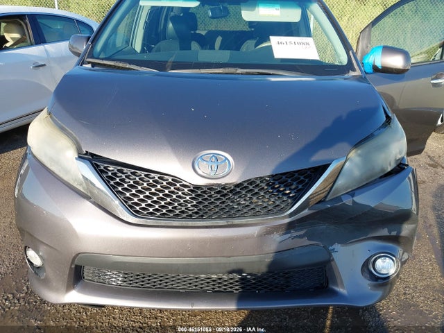 46151088 :رقم المزاد ، 5TDXK3DC5DS369583 vin ، 2013 Toyota Sienna Se 8 Passenger مزاد بيع