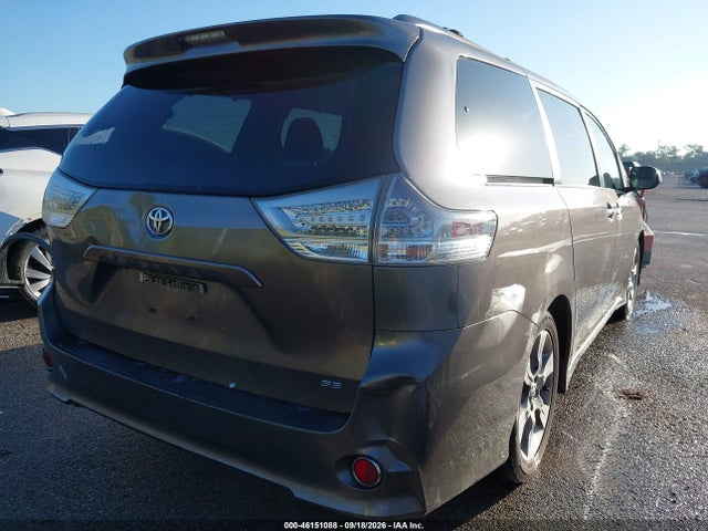 46151088 :رقم المزاد ، 5TDXK3DC5DS369583 vin ، 2013 Toyota Sienna Se 8 Passenger مزاد بيع