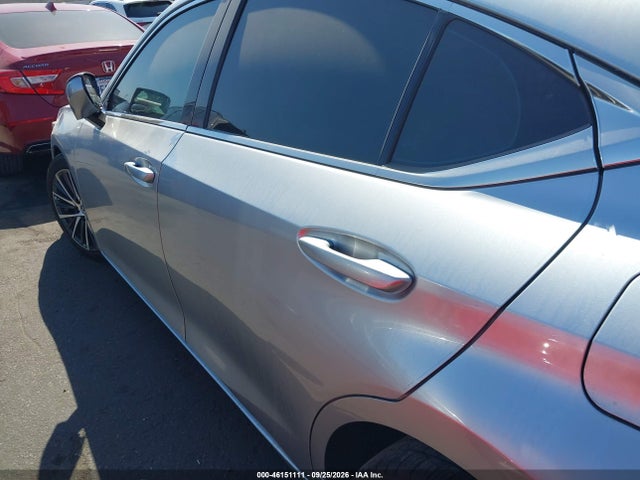 46151111 :رقم المزاد ، 58ADA1C14RU037457 vin ، 2024 Lexus Es 300h مزاد بيع