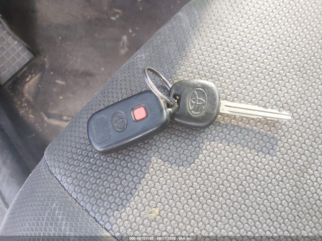 Продажа на аукционе авто 2005 Toyota Matrix Xr, vin: 2T1KR32E25C372901, номер лота: 46151180