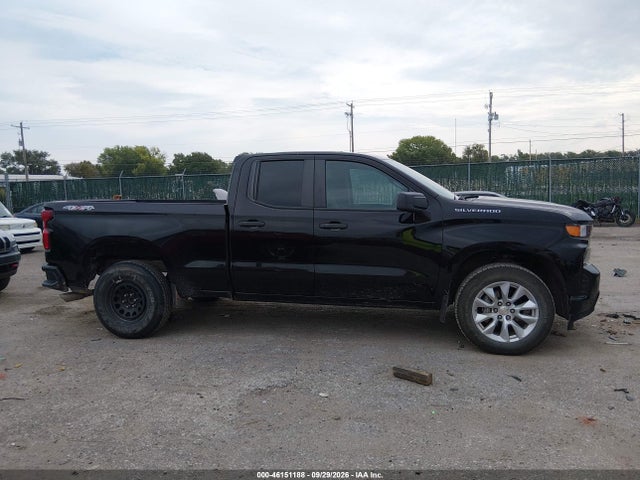 Chevrolet Silverado 1500 Custom 2019 1GCRYBEH7KZ310641 Image 14