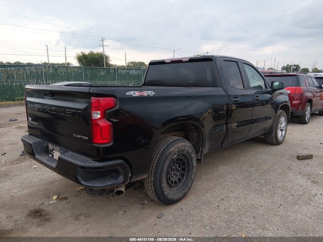 Chevrolet Silverado 1500 Custom 2019 1GCRYBEH7KZ310641 Image 4