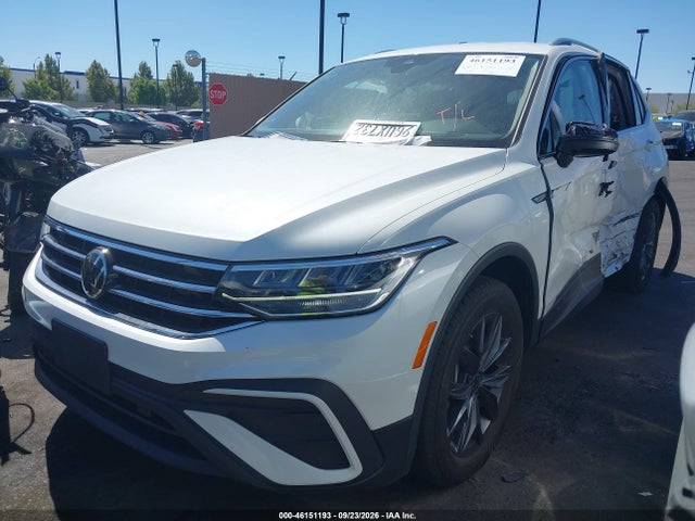 3VV3B7AX7PM105946 Volkswagen Tiguan 2.0t Se