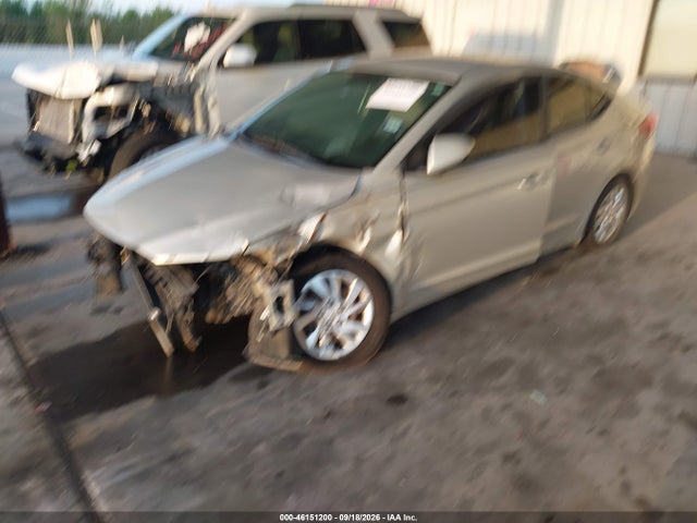 Hyundai ELANTRA SE 2017 5NPD74LF3HH104940 Image 2