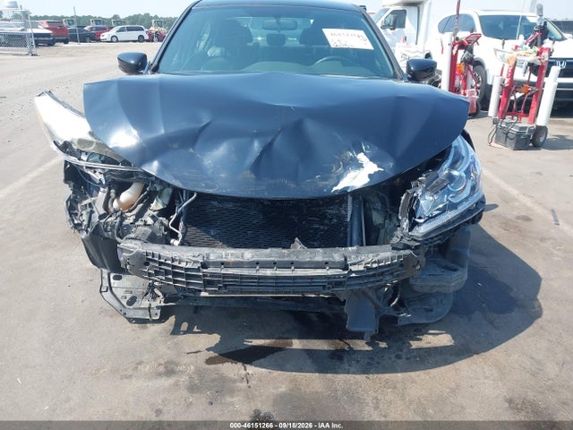 46151266 :رقم المزاد ، 1HGCR2F58HA004645 vin ، 2017 Honda Accord Sport مزاد بيع