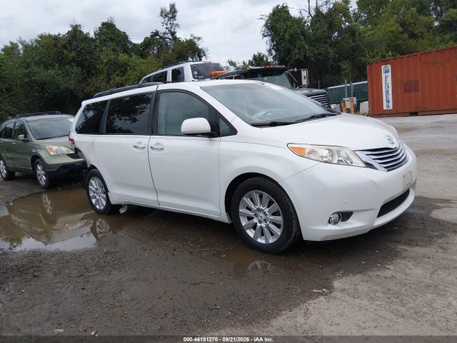 46151270 :رقم المزاد ، 5TDYK3DC9BS048292 vin ، 2011 Toyota Sienna Ltd مزاد بيع