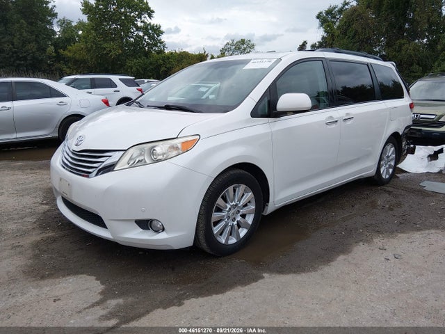 2011 Toyota Sienna Ltd მანქანა იყიდება აუქციონზე, vin: 5TDYK3DC9BS048292, აუქციონის ნომერი: 46151270