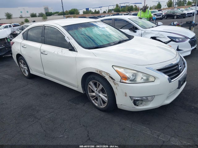 46151280 :رقم المزاد ، 1N4AL3AP5FC417233 vin ، 2015 Nissan Altima 2.5/s/sv/sl مزاد بيع